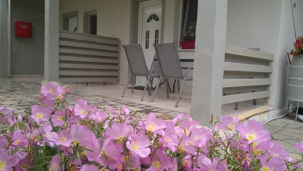 Sunray Apartments Skala Sotiros Ngoại thất bức ảnh